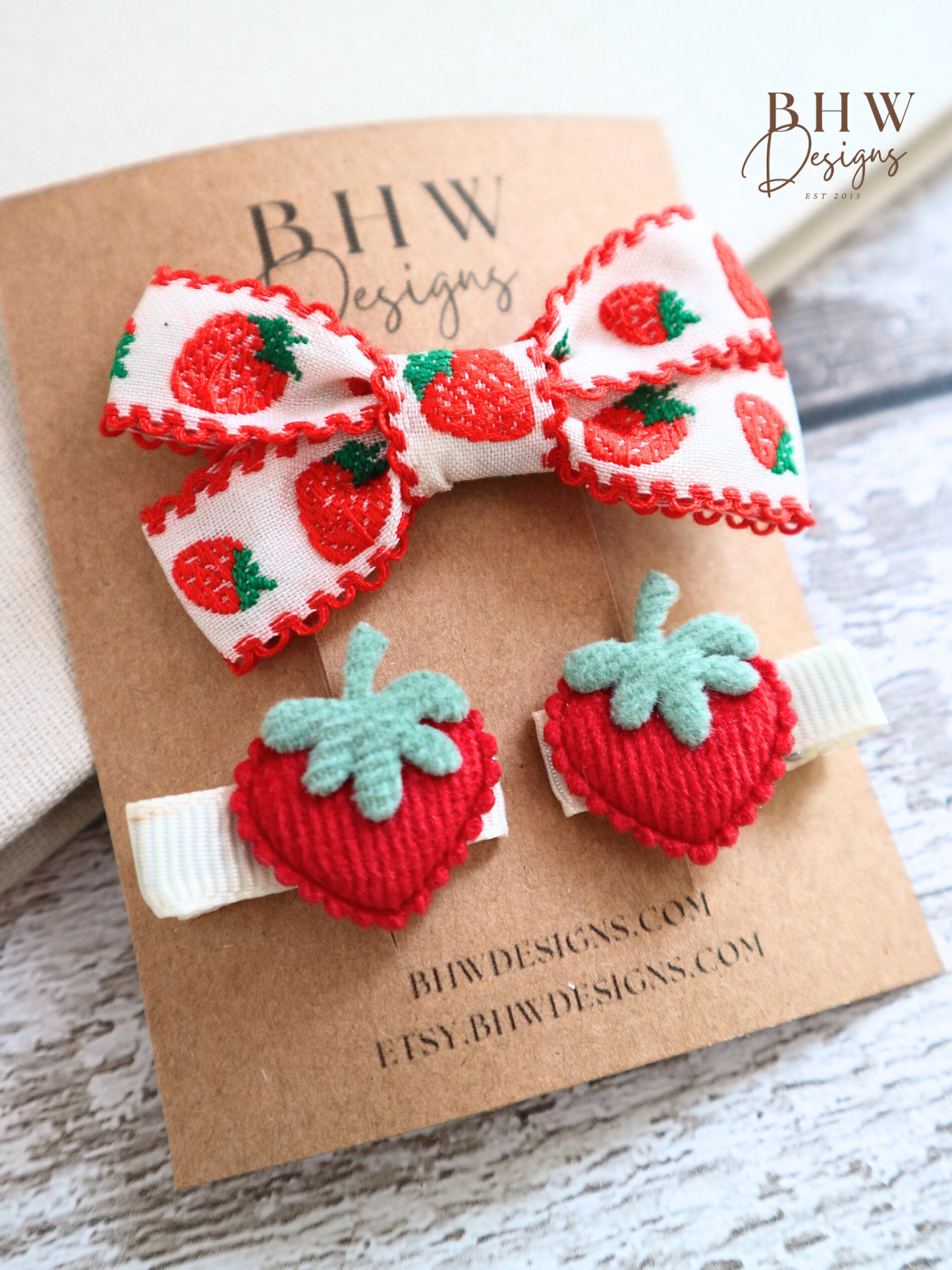 Girl's Strawberry embroidery Hair bow Set
