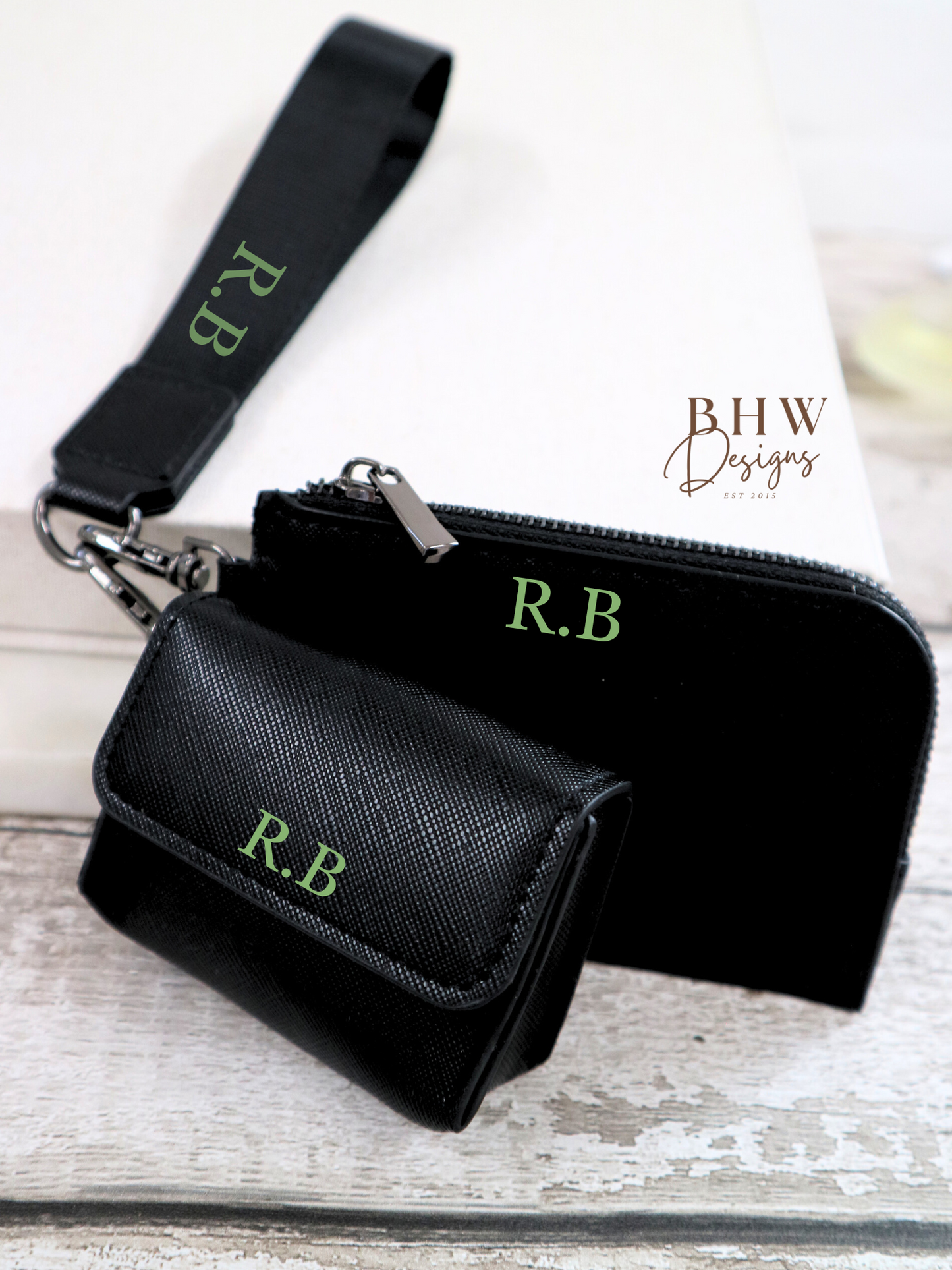 Personalised Key Ring - AirPod case - Wallet - Black