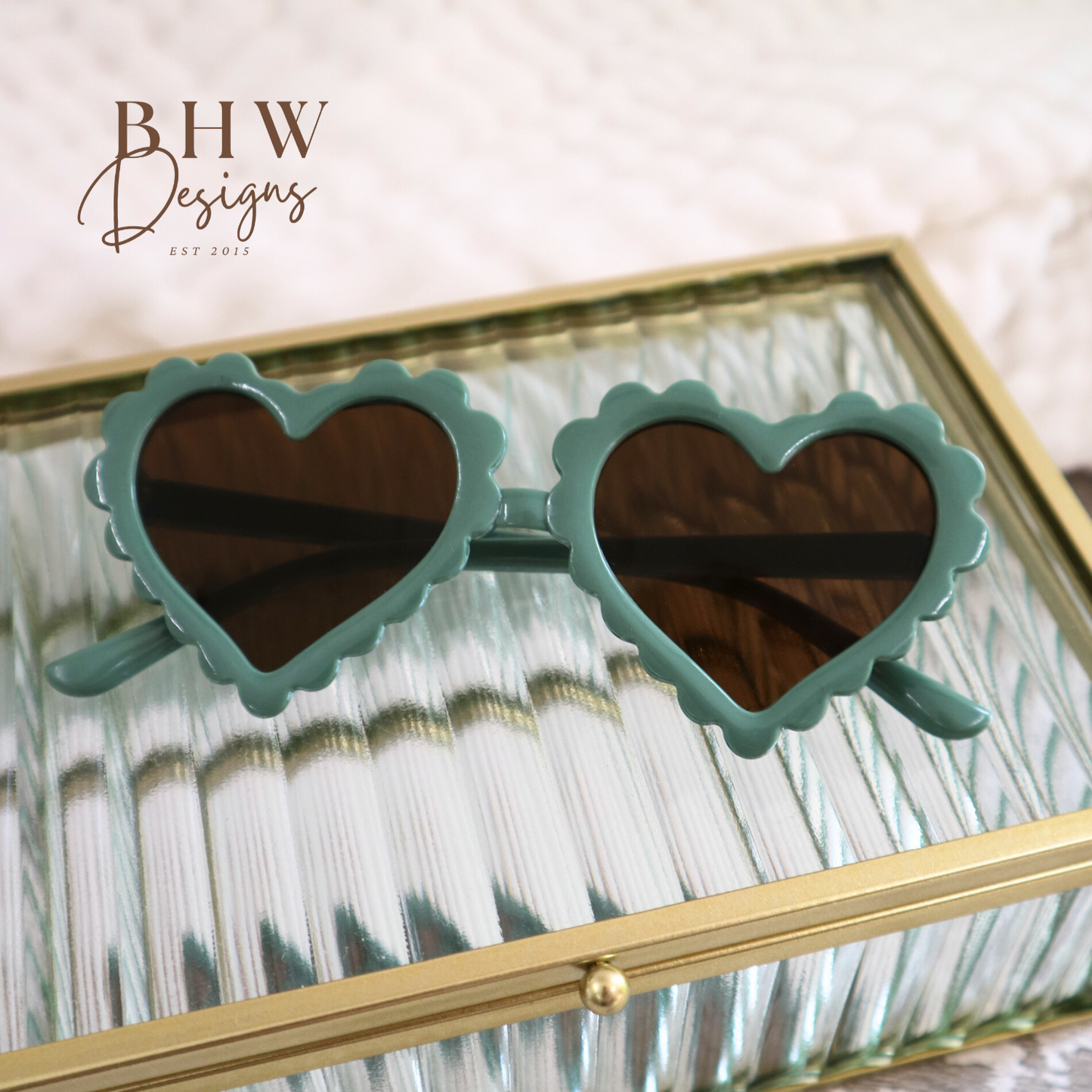 Kid's Heart Scallop Sunglasses