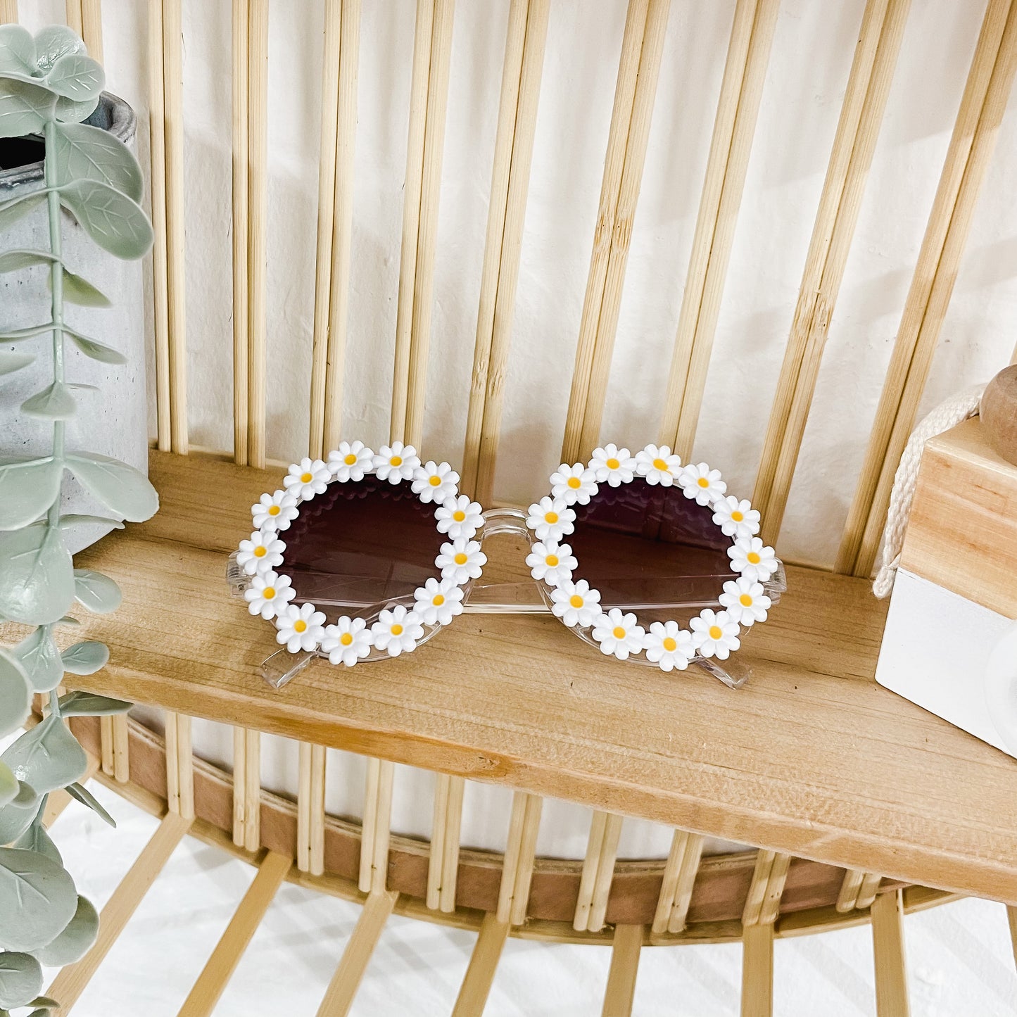 Children's White Daisy Sunglasses