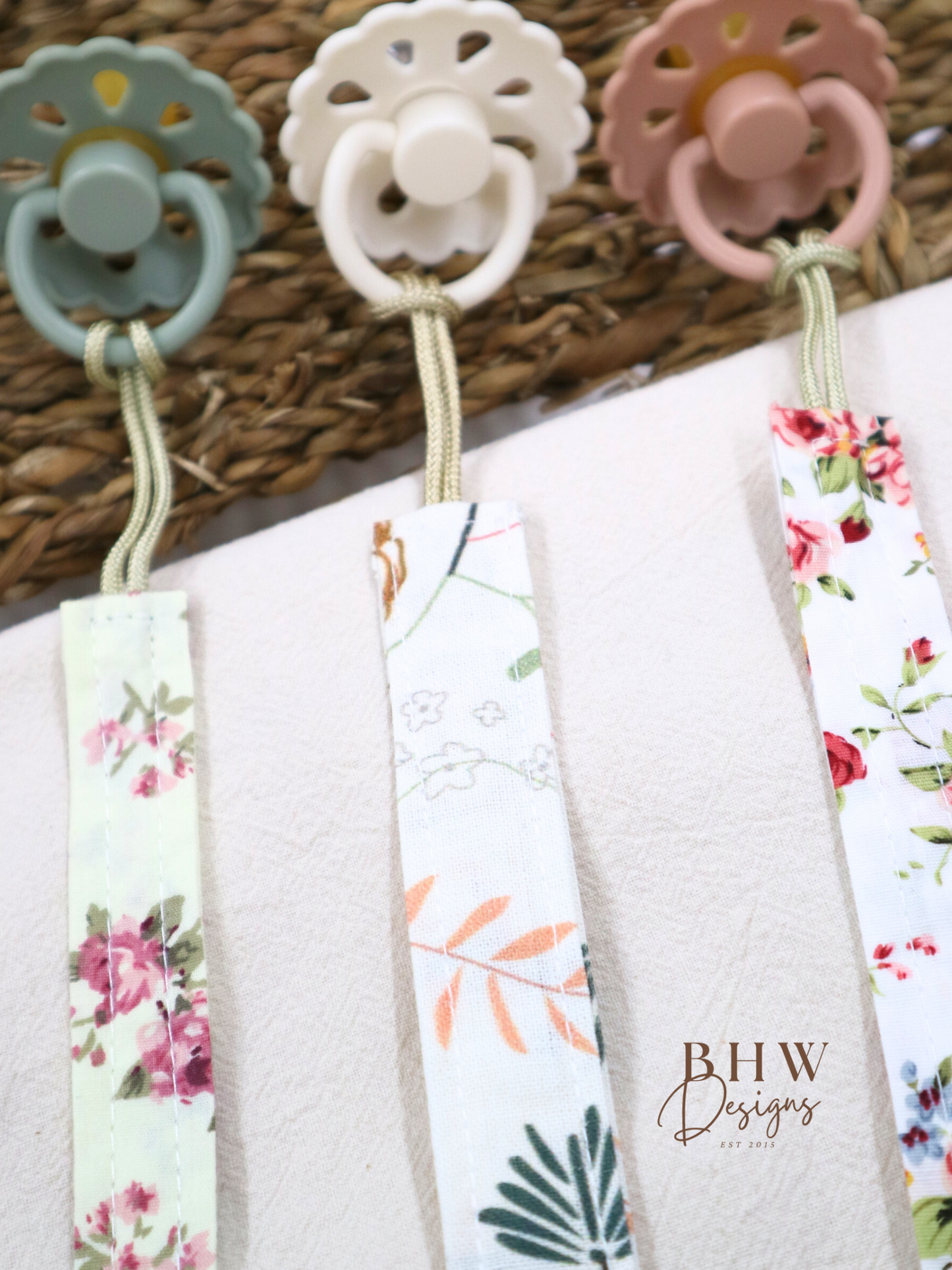 Floral Dummy Clips