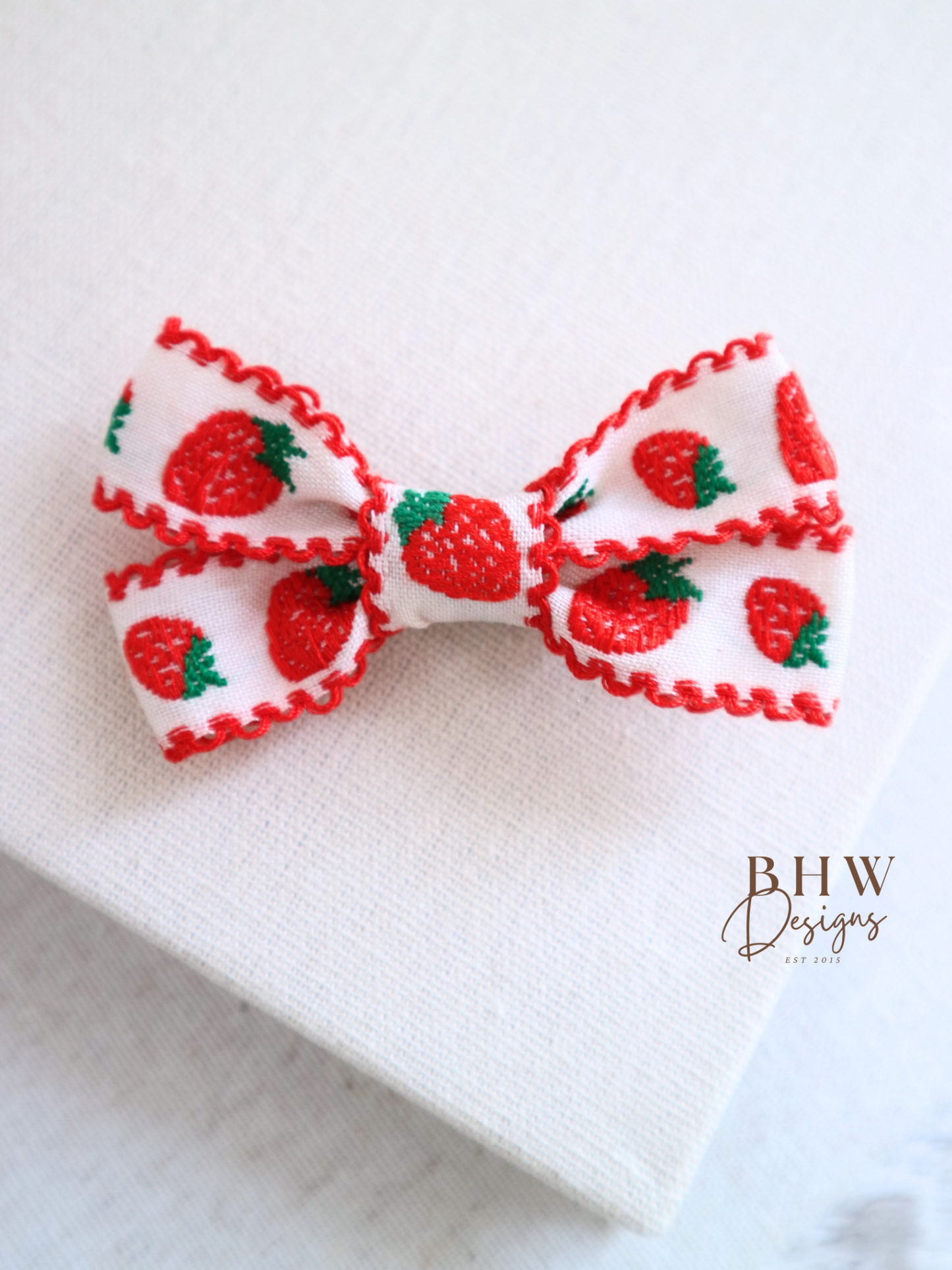 Girl's Strawberry embroidery Hair bow Set