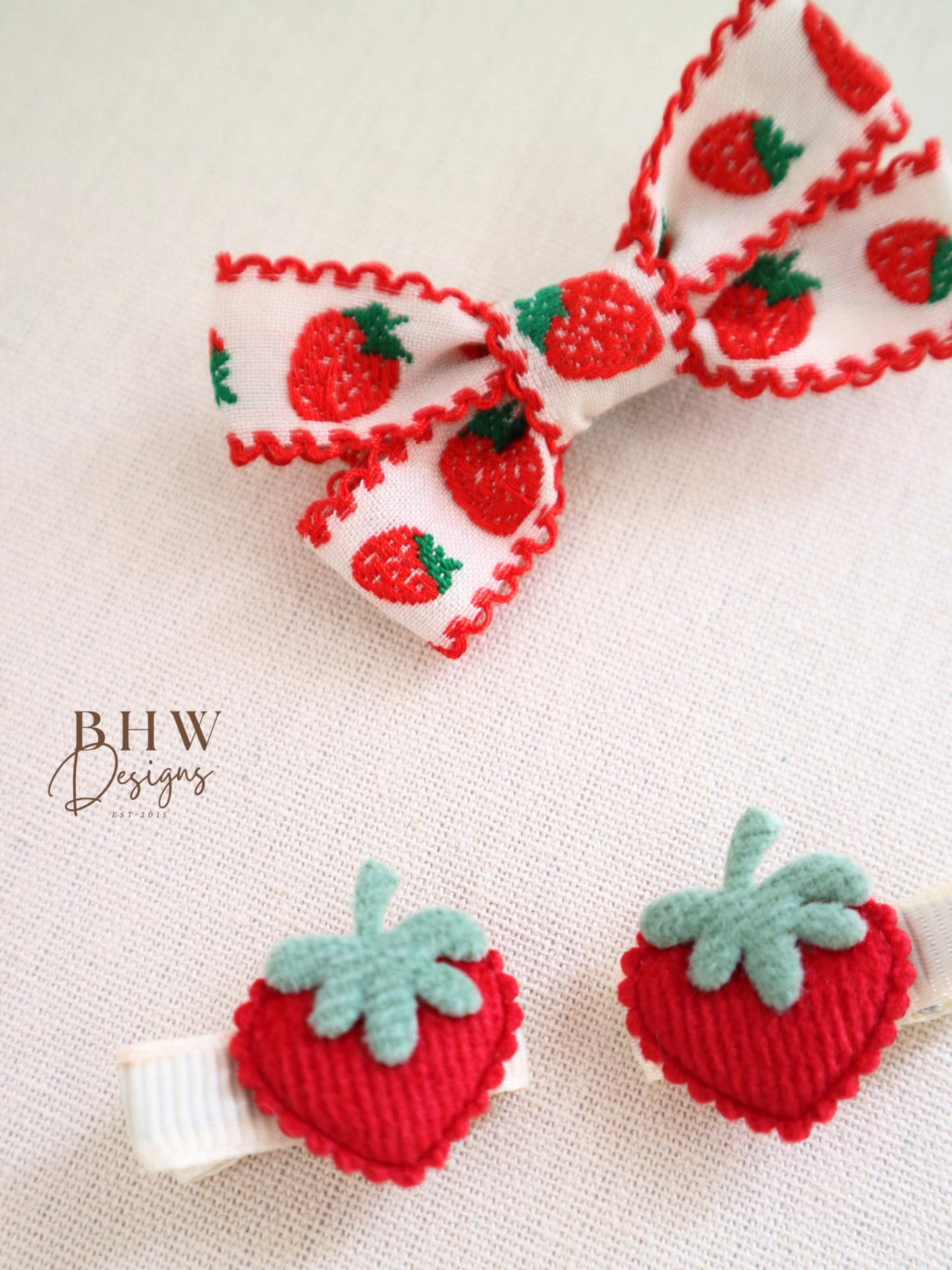 Girl's Strawberry embroidery Hair bow Set