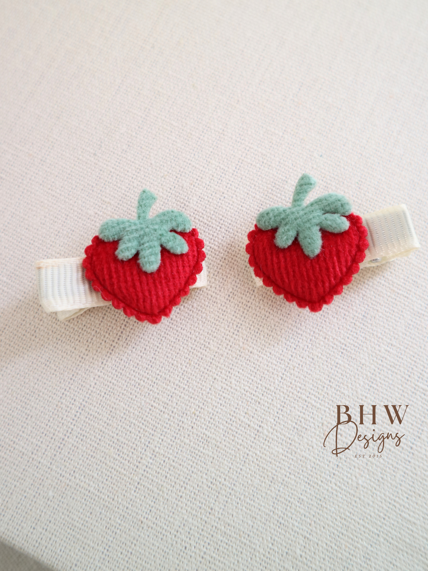 Girl's Strawberry embroidery Hair bow Set