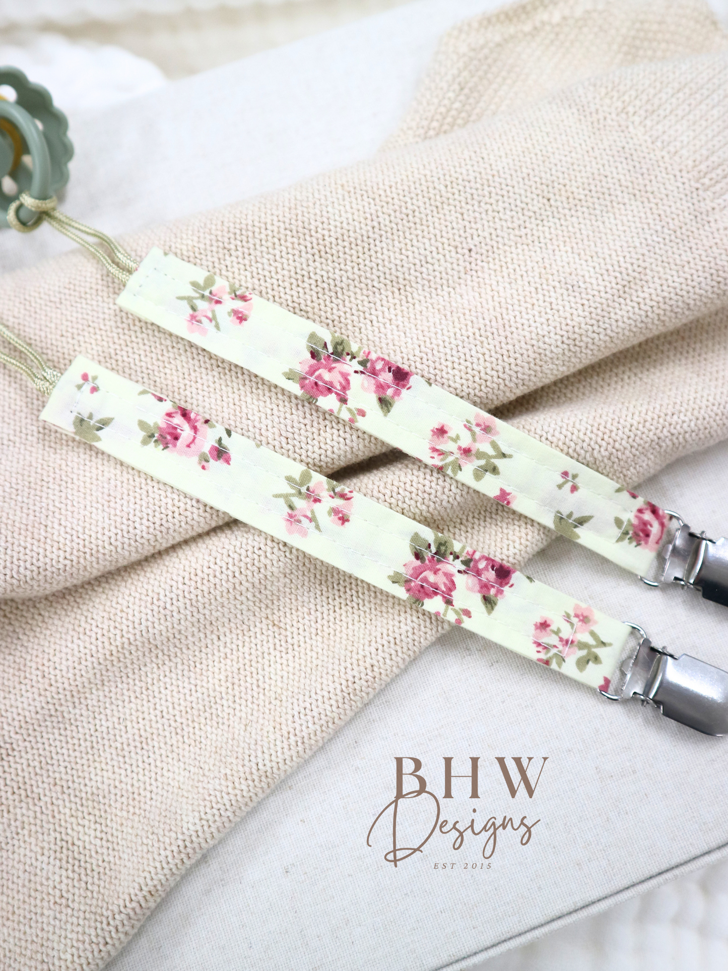 Floral Dummy Clips