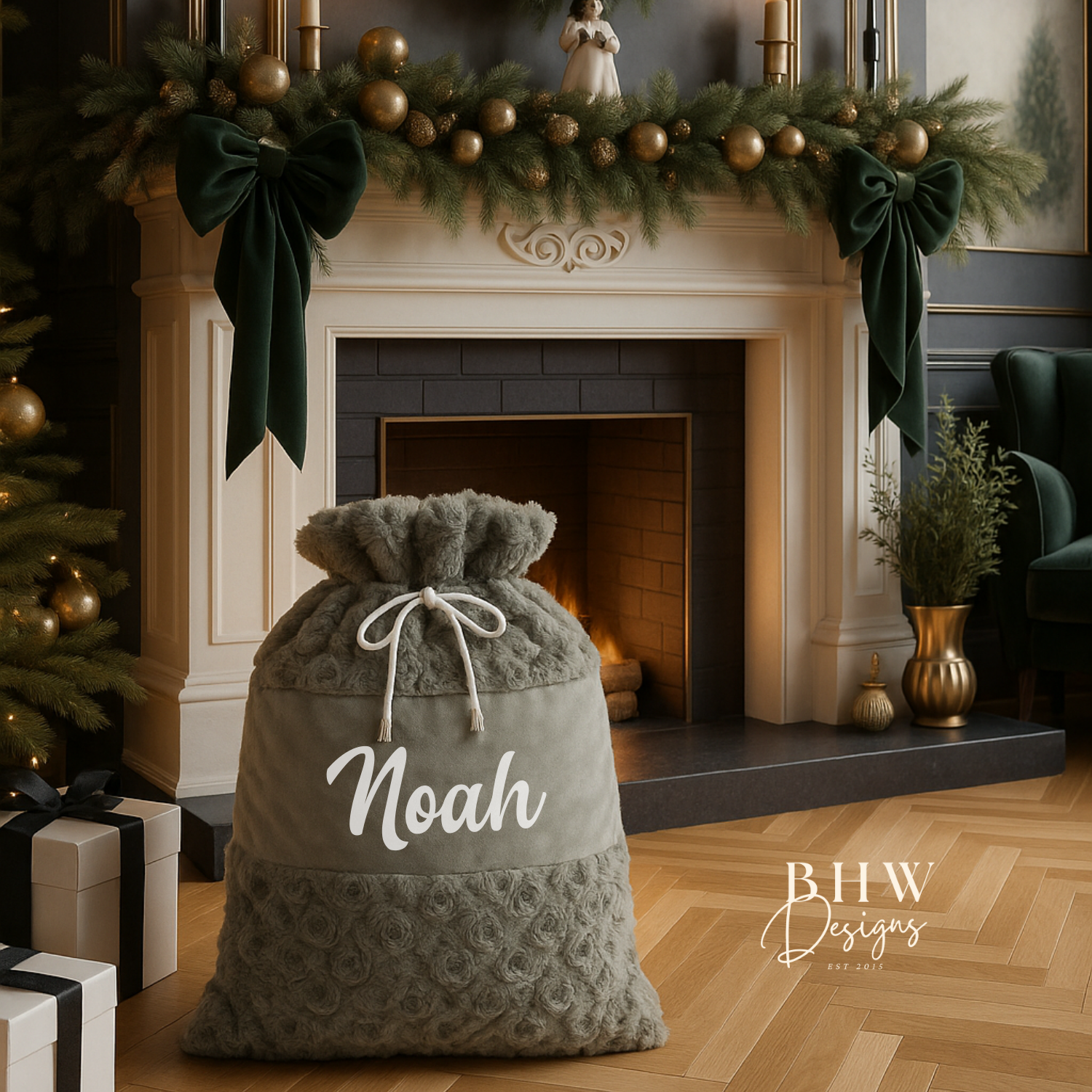 Decorative Christmas scene with a personalised soft grey textured sack 