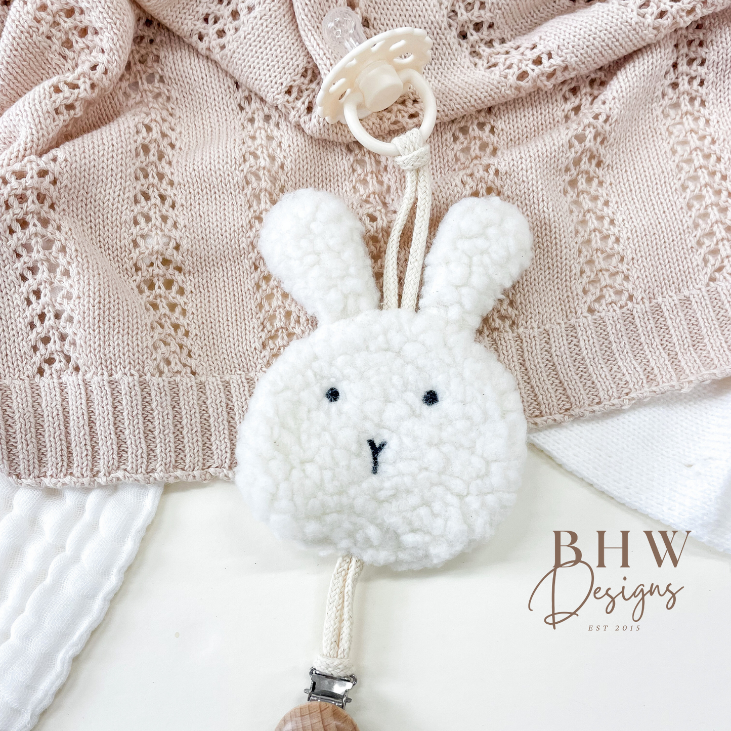 Bouclé Bunny Dummy Clip
